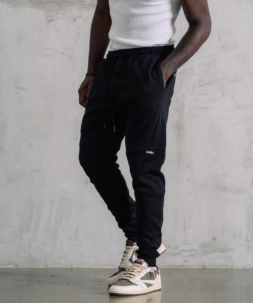 Official WNDRR Hoxton V2 Tech Trackpants in Black at ShoeGrab