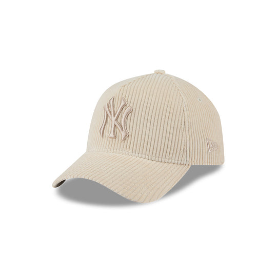 New Era N.Y Yankees 9Forty Snapback (Cream)