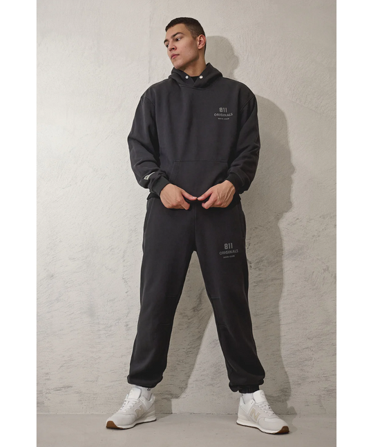 811 Originals Unisex Boys Club Sweatpants (Black Wash)