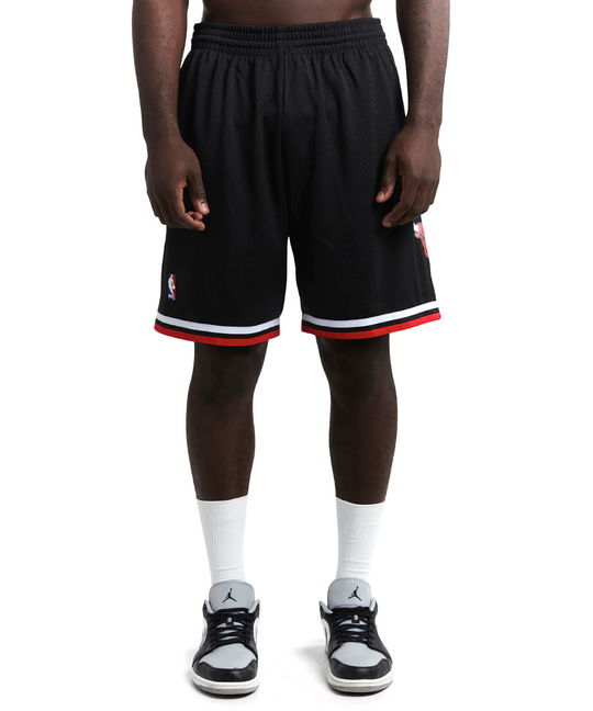 Chicago Bulls 1997-98 Alternate Swingman Shorts