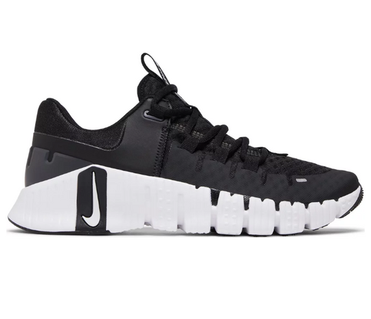 Women's Nike Free Metcon 5 (Black/White)