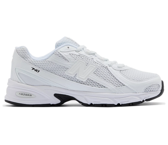Men’s New Balance 740 (White)