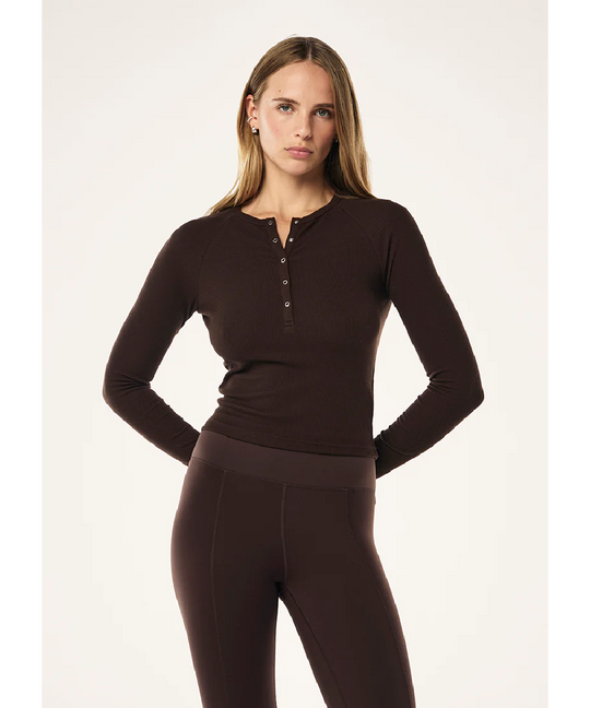 P.E Nation Prive Rib LS Tee (Espresso)