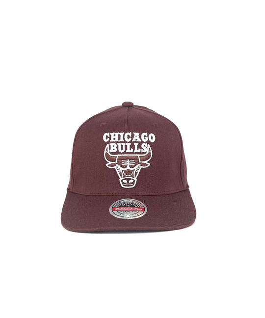 Chicago Bulls 'Classic Red' Snapback Hat by Mitchell & Ness (Burgundy)