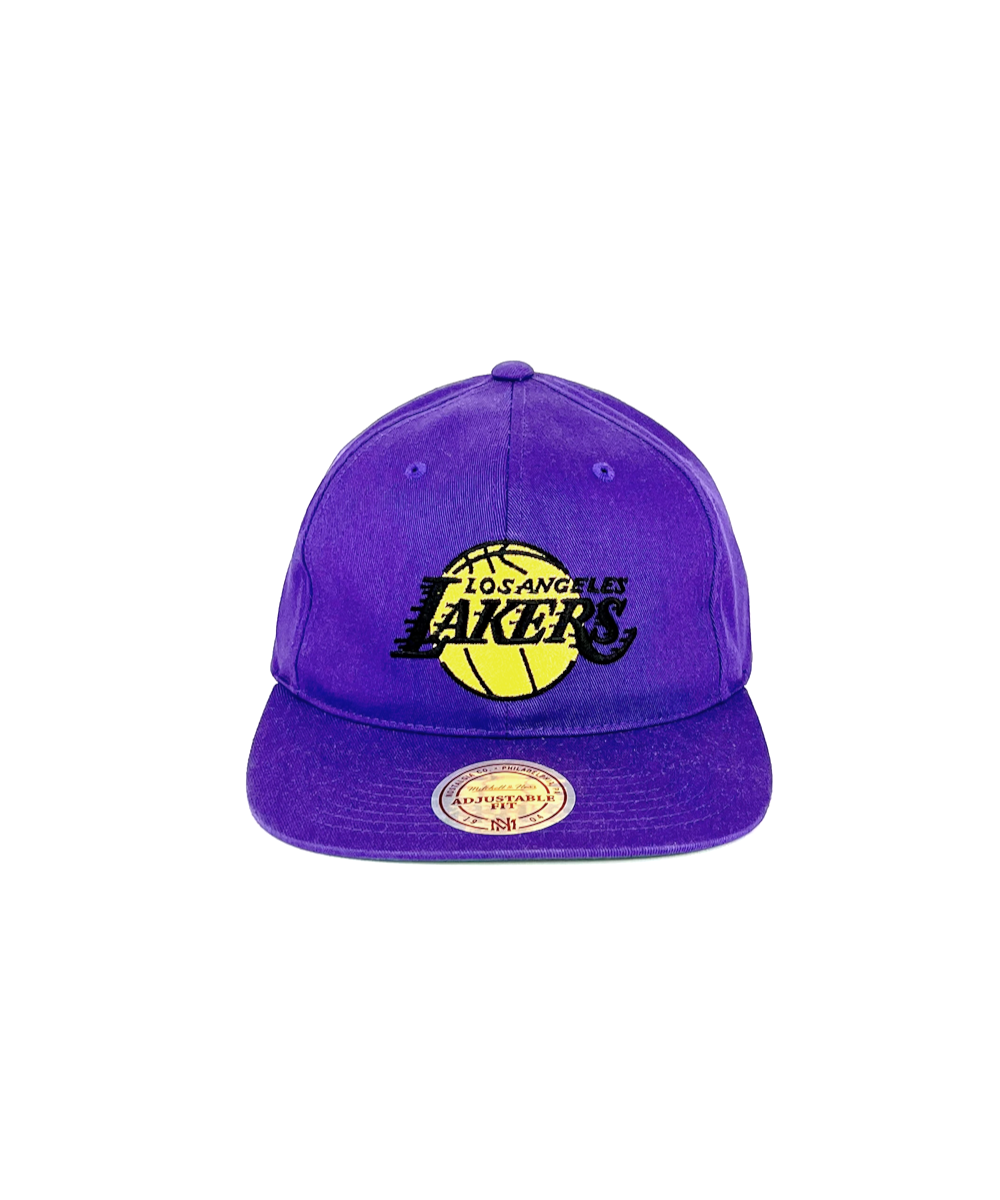LA Lakers Team logo Snapback Hat by Mitchell Ness Purple